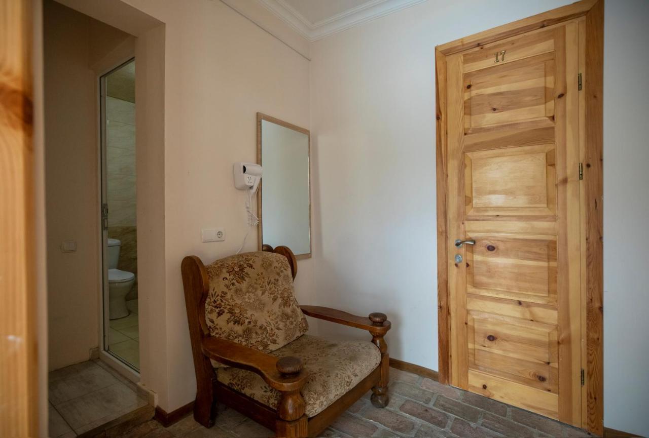 Hotel Royal House Gori Exterior foto