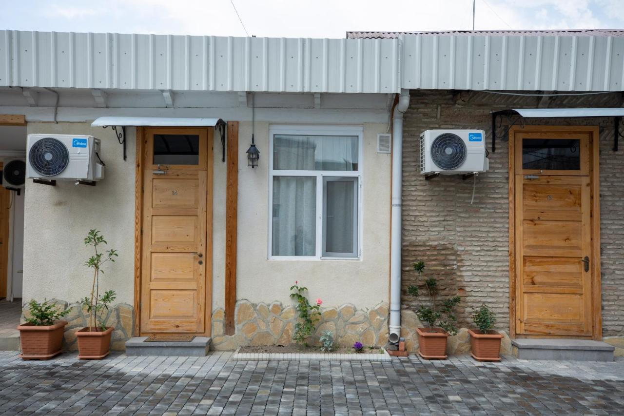 Hotel Royal House Gori Exterior foto